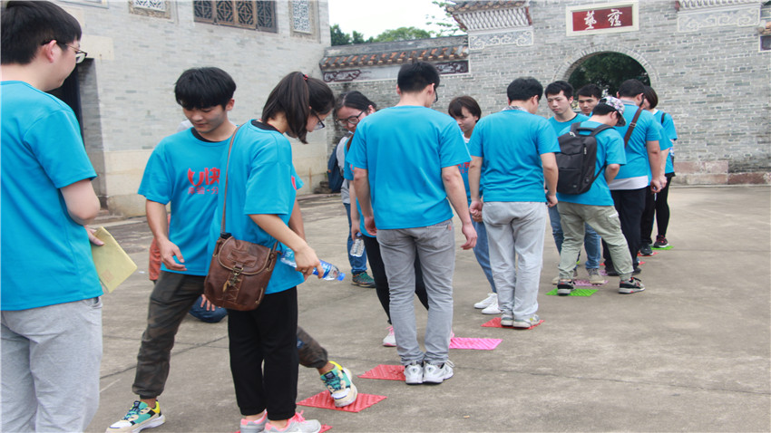 創(chuàng)數(shù)紀(jì)番禺大嶺村放飛自我大型奔跑活動(dòng)圓滿成功