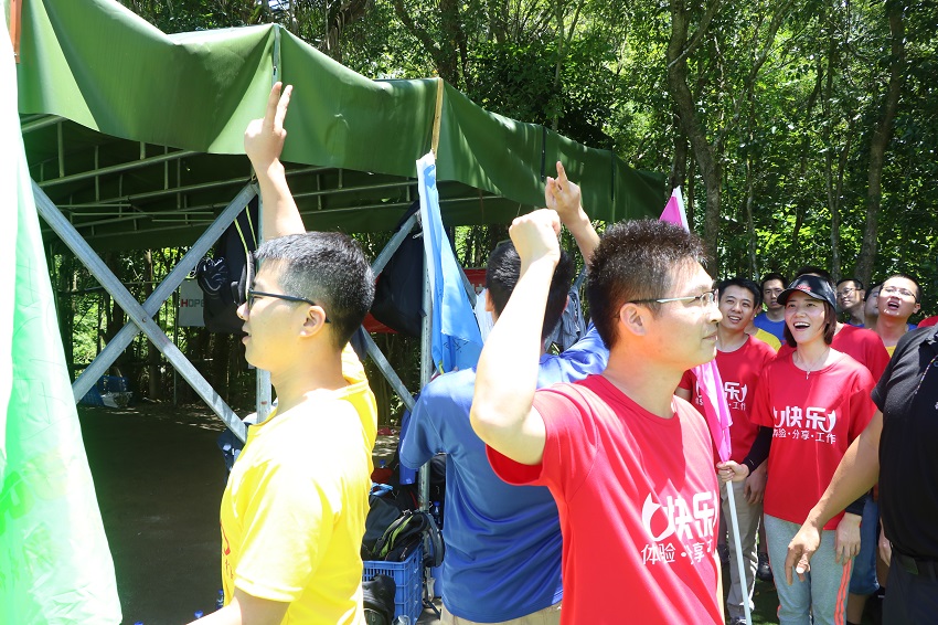 深圳華普微電子銷售團(tuán)隊(duì)拓展訓(xùn)練活動(dòng)取得圓滿成功