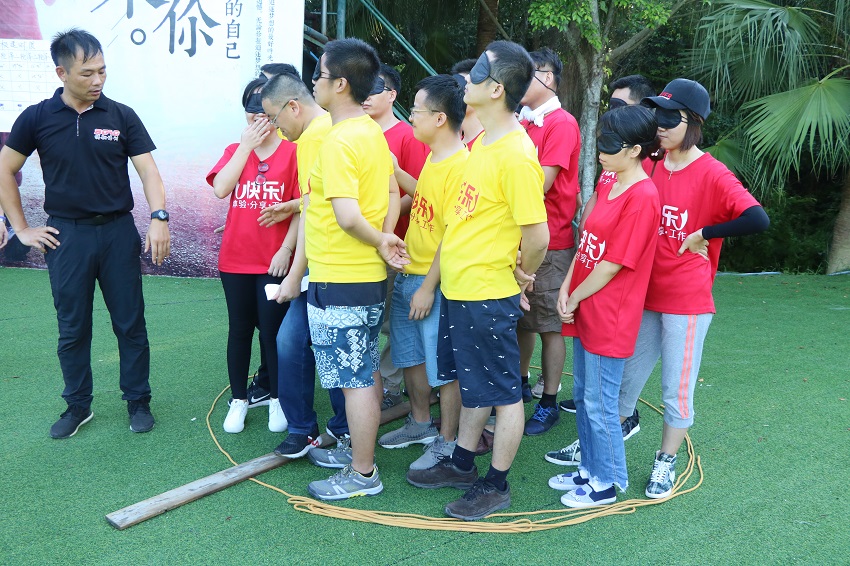 深圳華普微電子銷售團(tuán)隊(duì)拓展訓(xùn)練活動(dòng)取得圓滿成功
