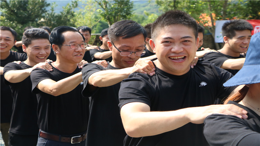 廣州市葵力橡塑制品有限公司十三周年慶拓展活動(dòng)圓滿結(jié)束！